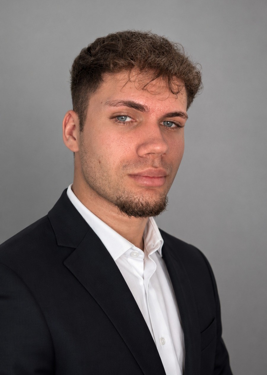 Ionut Cutieru — especialista en automatización e IA para pymes